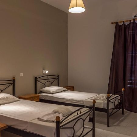 Quayside Village Hotel (Adults Only) Кавос Экстерьер фото